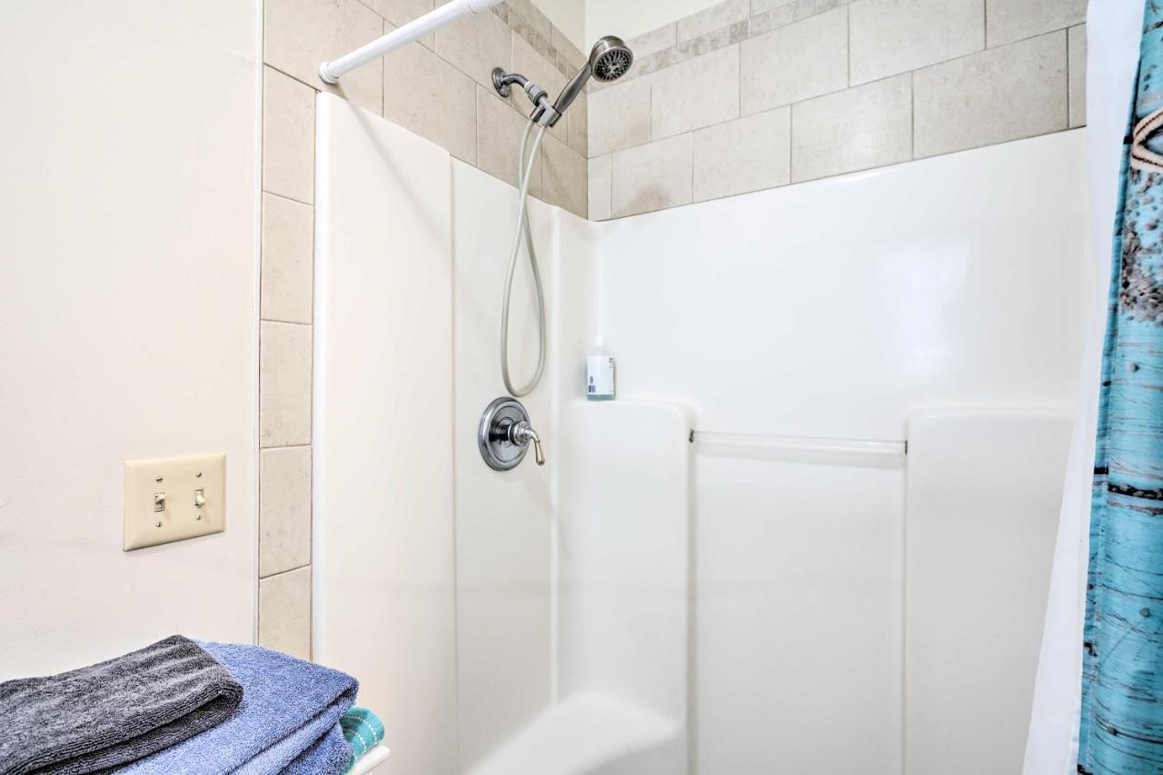 Sunny Ocean City Retreat About Qtr-Mi To Beach! Bagian luar foto